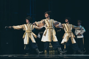 В Амурской областной филармонии с гастролями побывал Государственный ансамбль песни и пляски «Забайкальские казаки». 