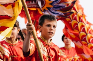 Российско-китайская ярмарка завершилась танцами и костром дружбы